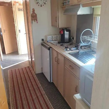 Van 2 Caravan 6 berth coral beach ingoldmells Buitenkant foto