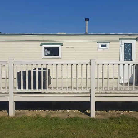 Van 2 Caravan 6 berth coral beach ingoldmells Buitenkant foto