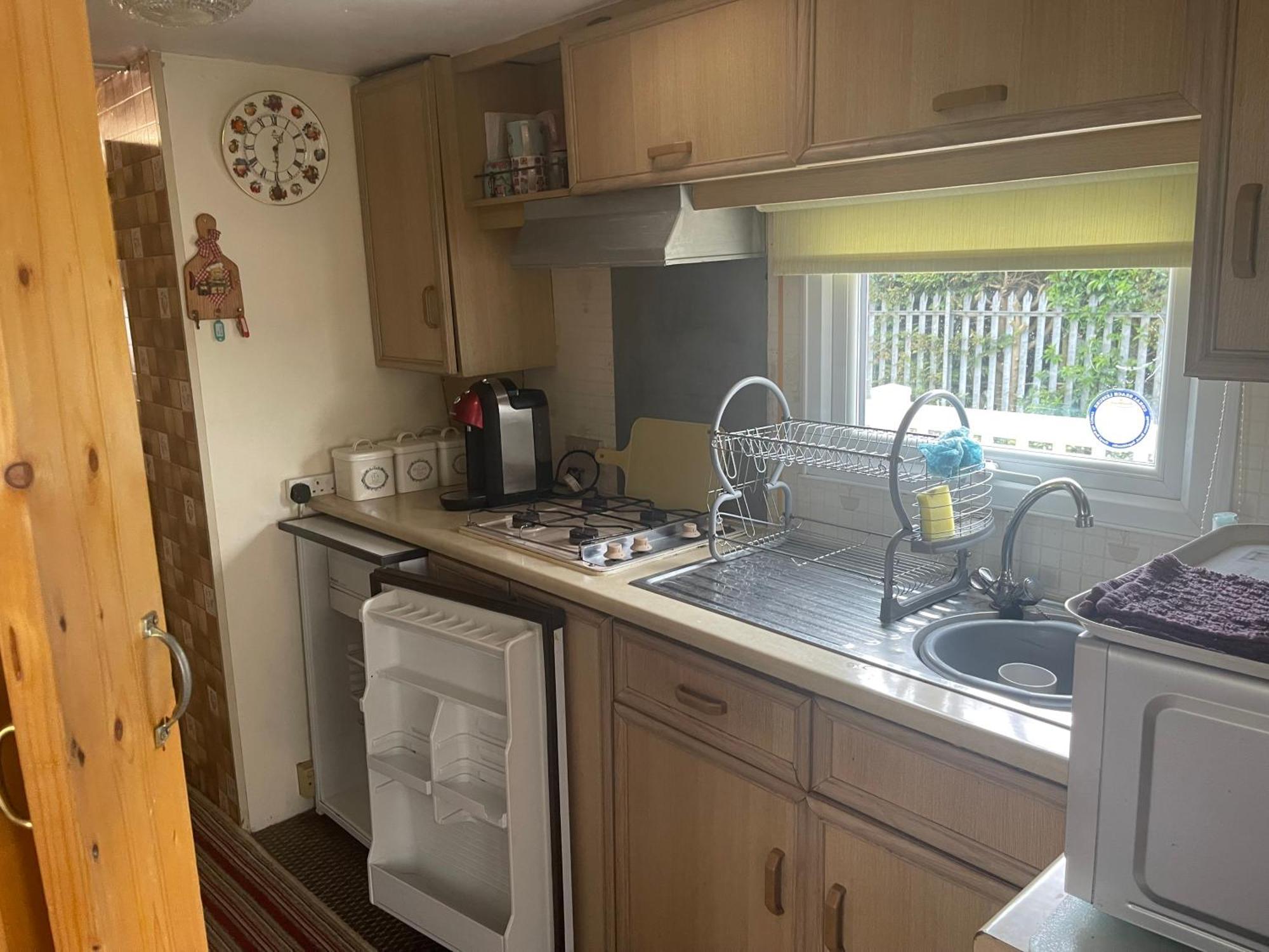 Red 2 Caravan 6 Berth 3 Bedrooms * Ingoldmells